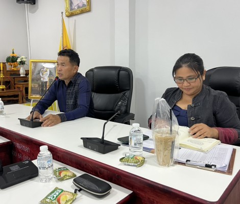 ประชุมกับพัฒนากรประจำตำบล และคณะทำงาน กองทุนพัฒนาบทบาทสตรี ทุกหมู่บ้าน