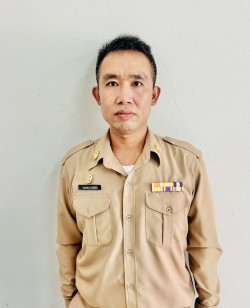 นายประพัฒน์  สวัสดิ์เอื้อ